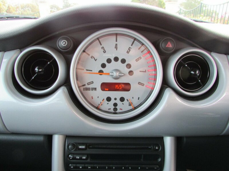 2004 Mini Hatch Cooper R50 MY03