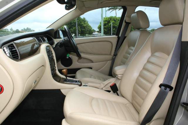2009 Jaguar X LE X400 MY10