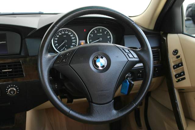 2006 BMW 525i Steptronic E60
