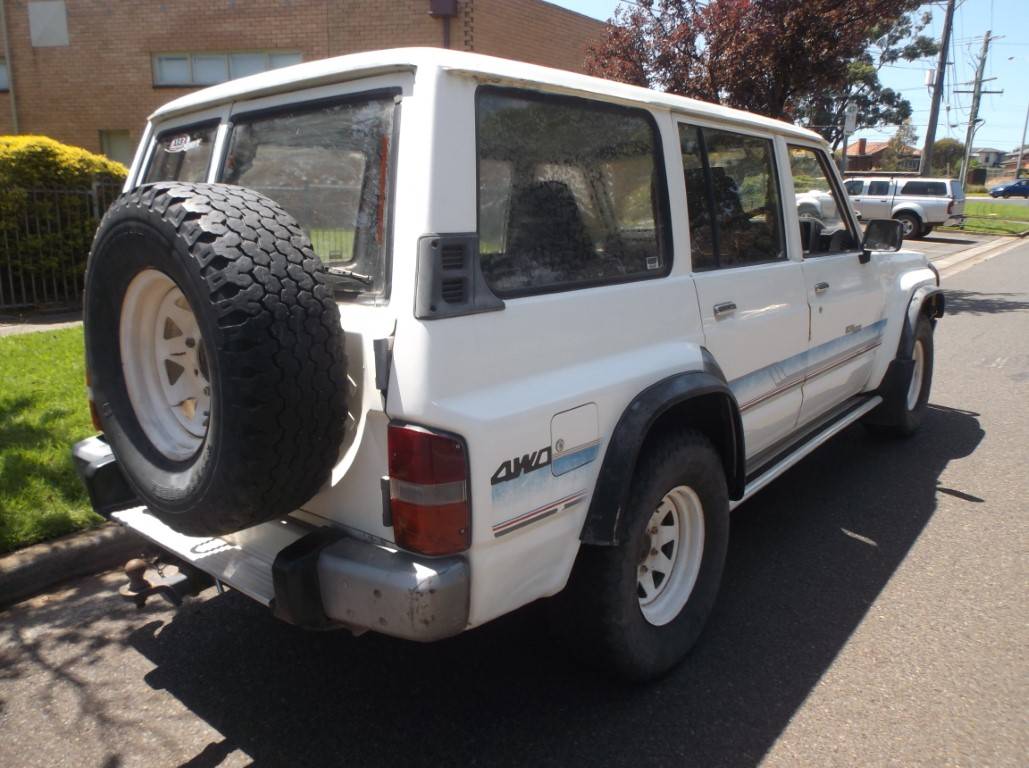 1989 Nissan Patrol DX 4X4