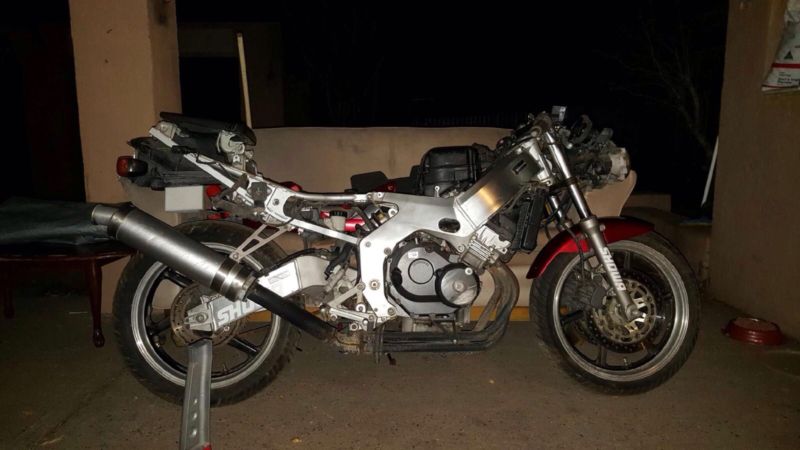 Wrecking Honda MC22 CBR250RR