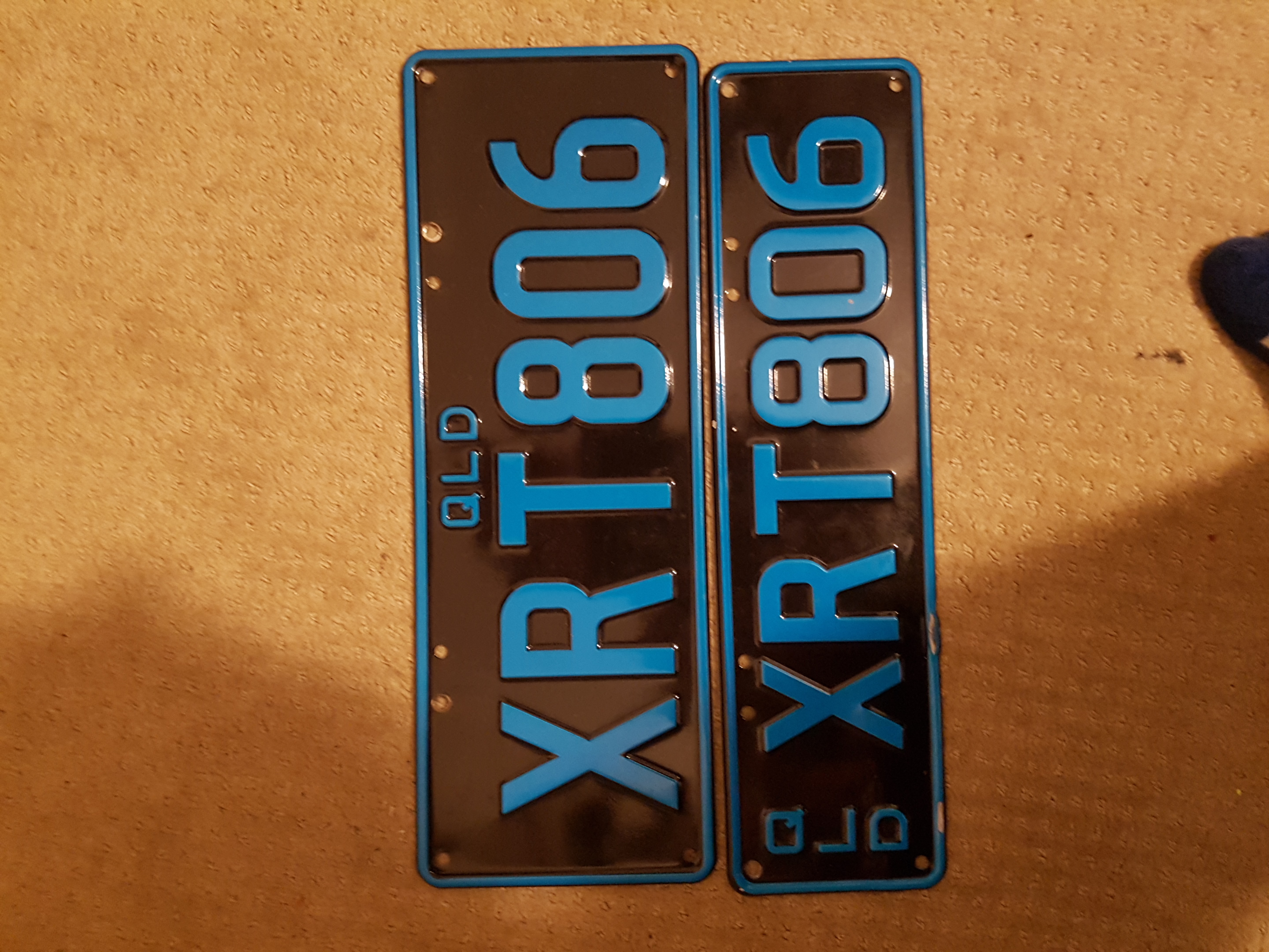 XR6 Personal Plates