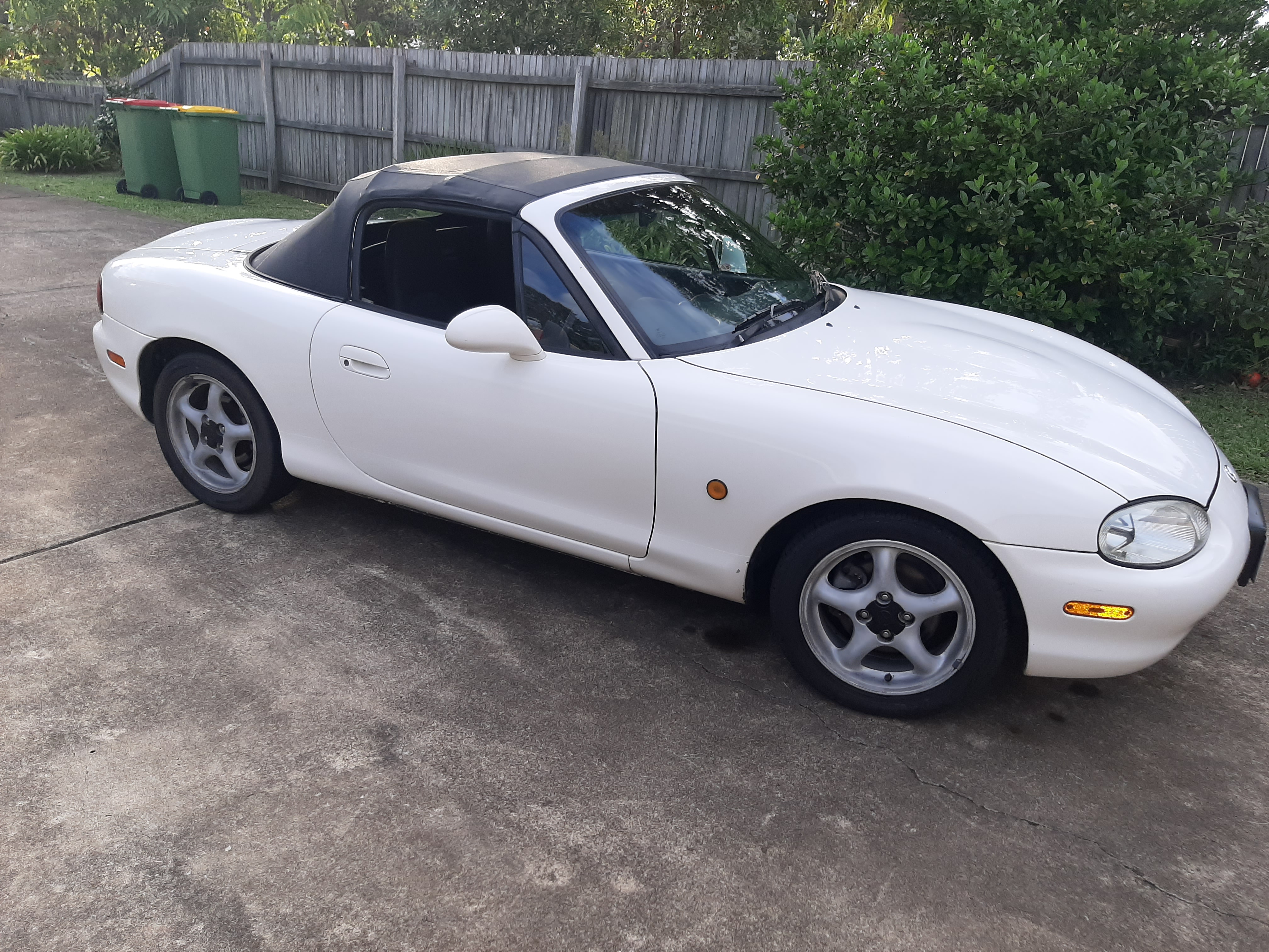 1998 Mazda MX-5