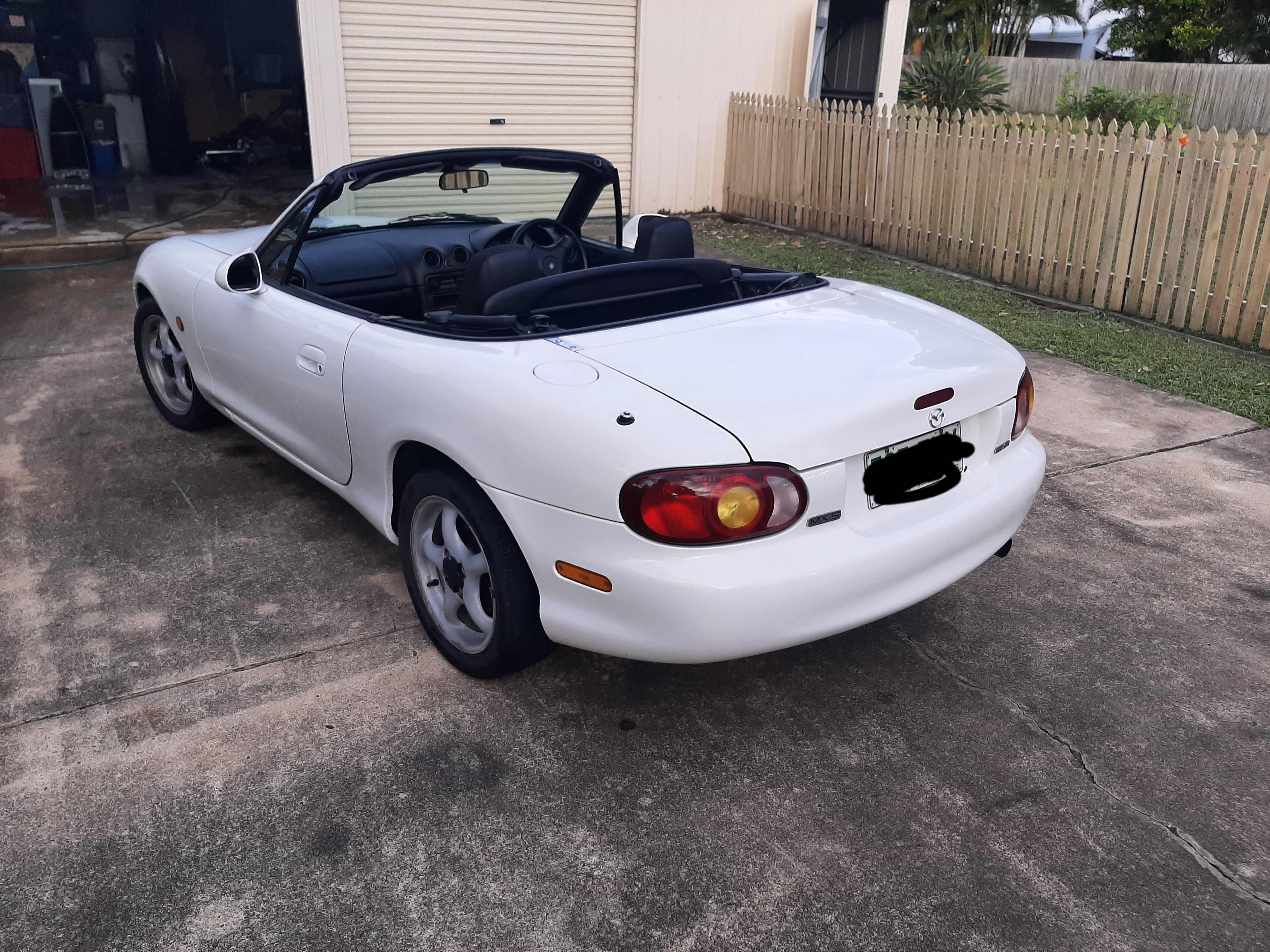 1998 Mazda MX-5