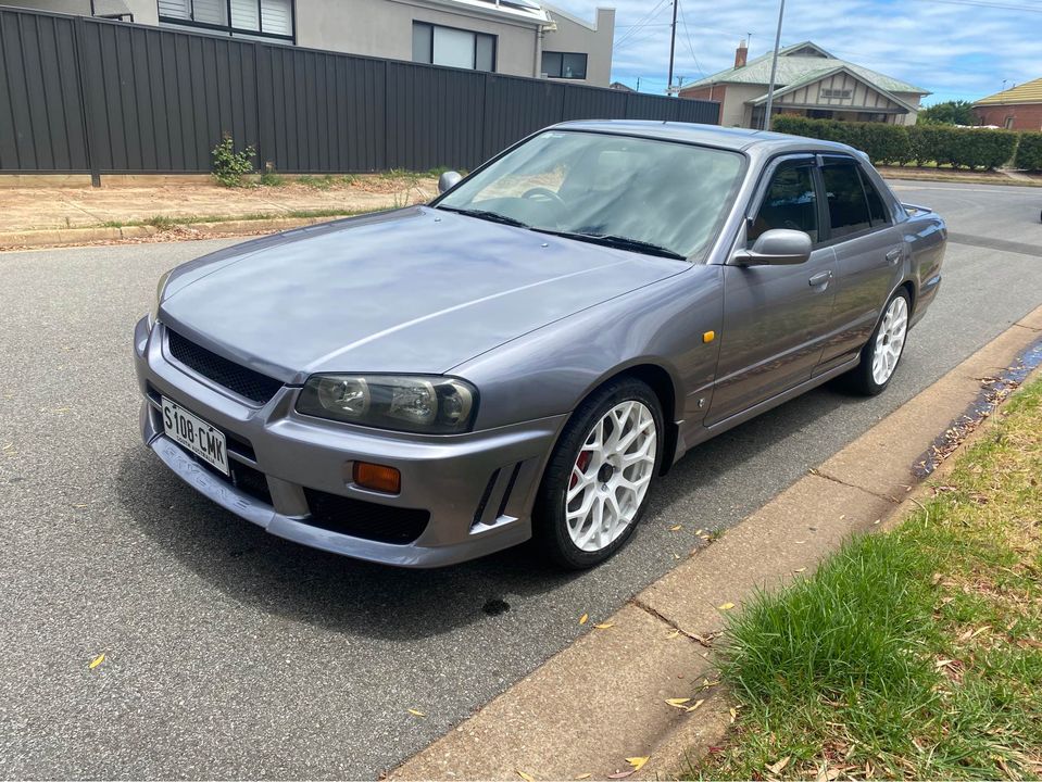 1998 Nissan Skyline