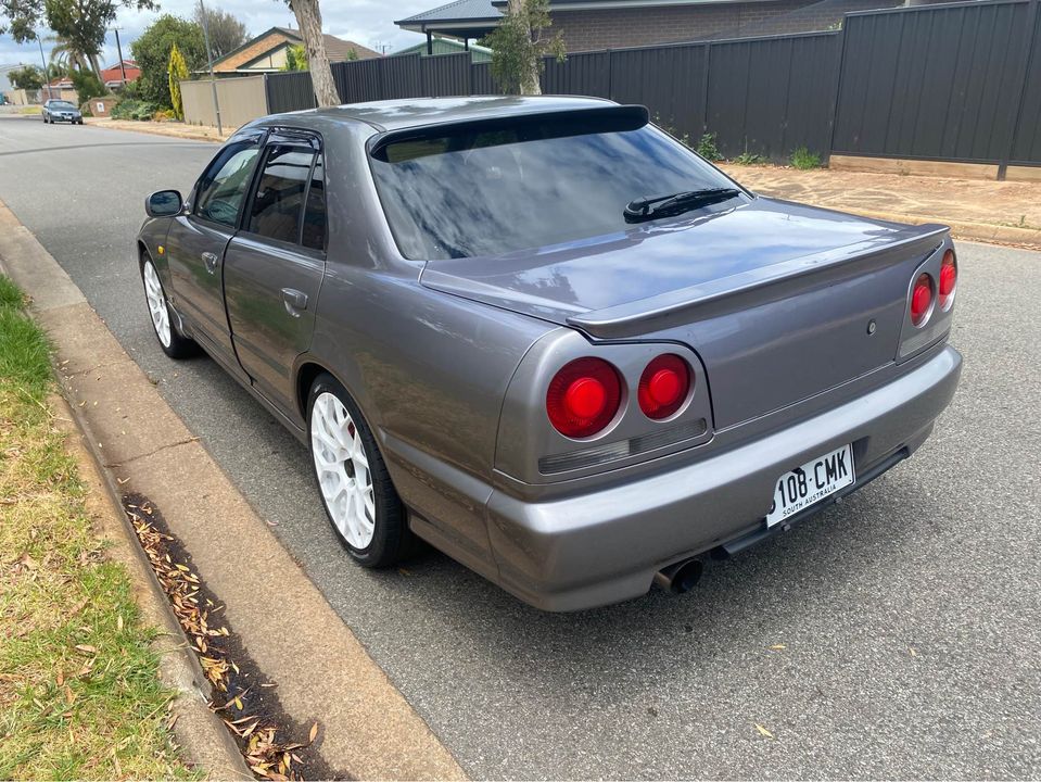 1998 Nissan Skyline