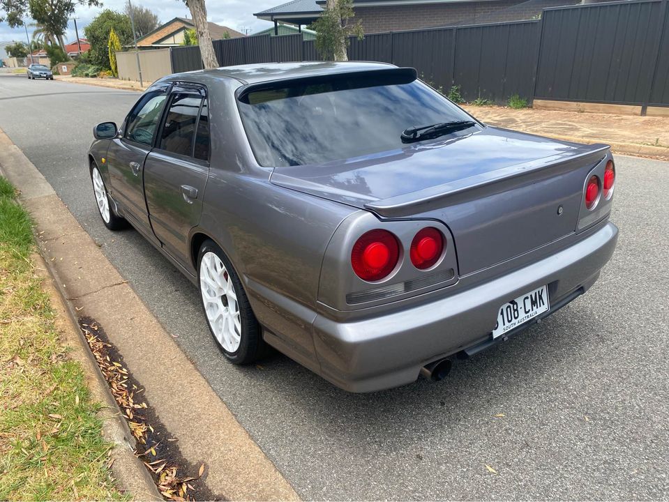 1998 Nissan Skyline