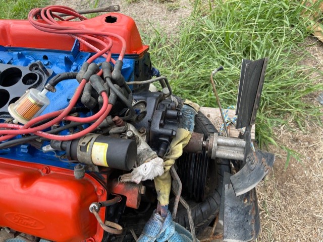 Ford 351 Engine and Gearbox