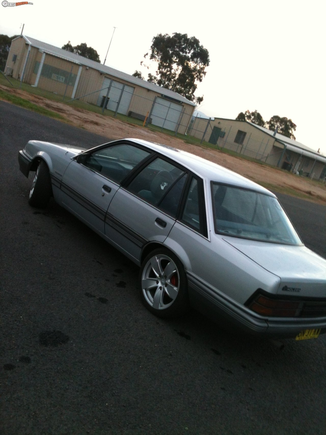 1988 HOLDEN COMMODORE vl