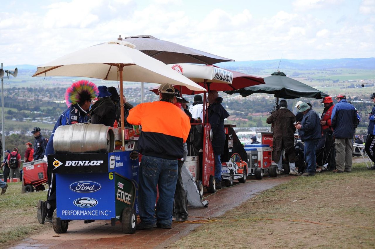 Bathurst Day 1 (or 3)| Sat 10 Oct 2009 | Conzy