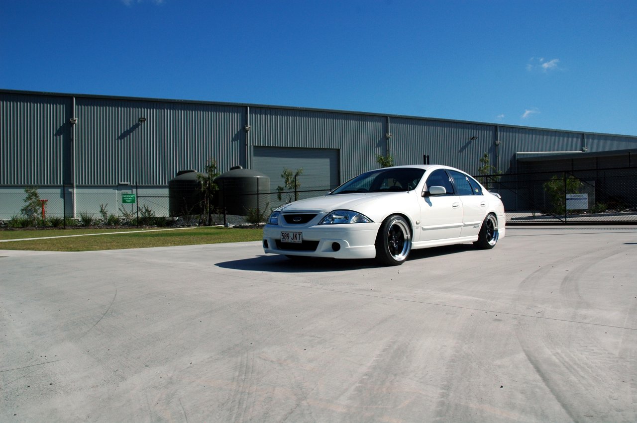 2002 Ford Falcon