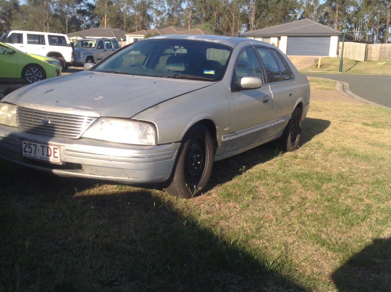 2000 Ford Fairlane Ghia