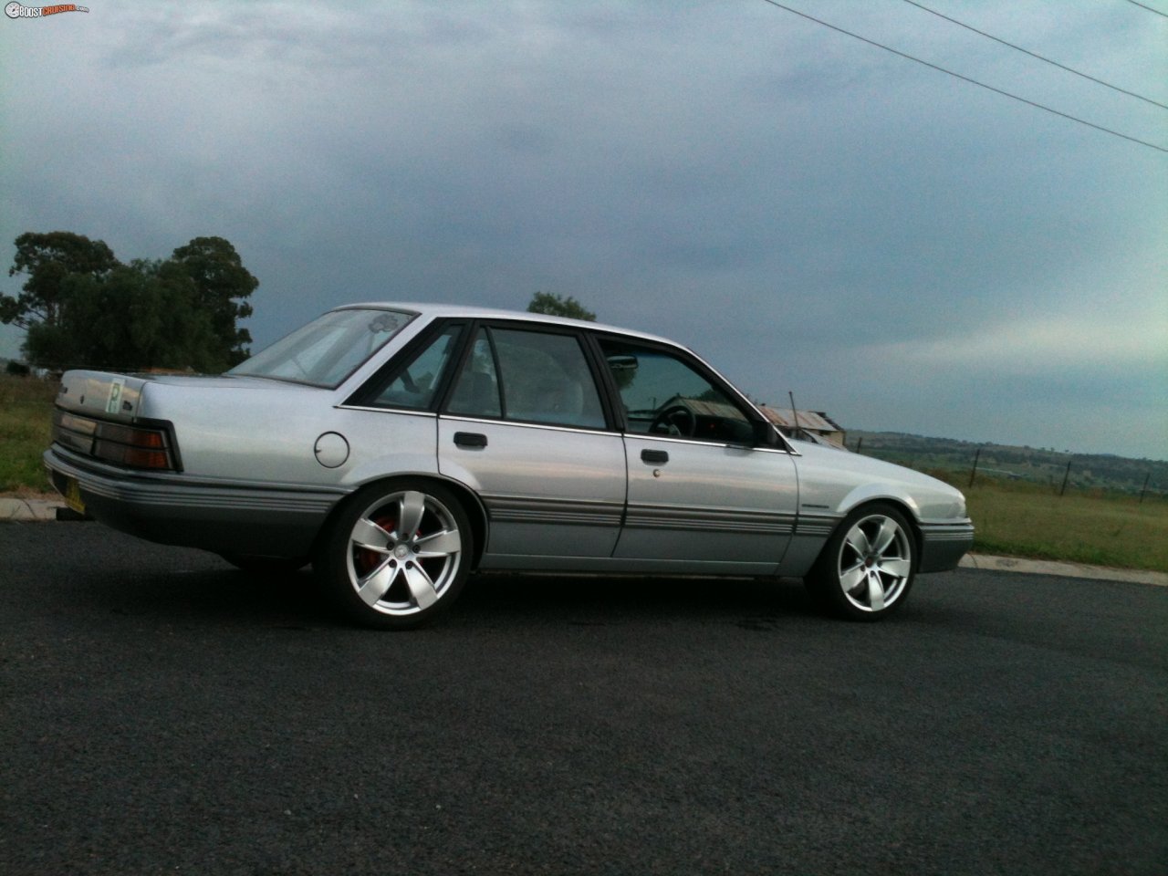 1988 HOLDEN COMMODORE vl
