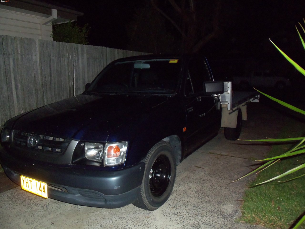 2002 Toyota Hilux 