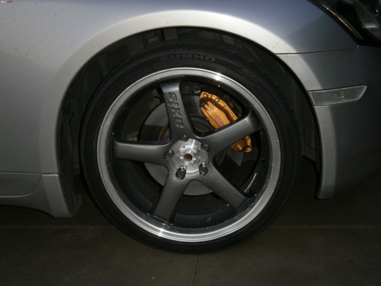 2003 Nissan Skyline 