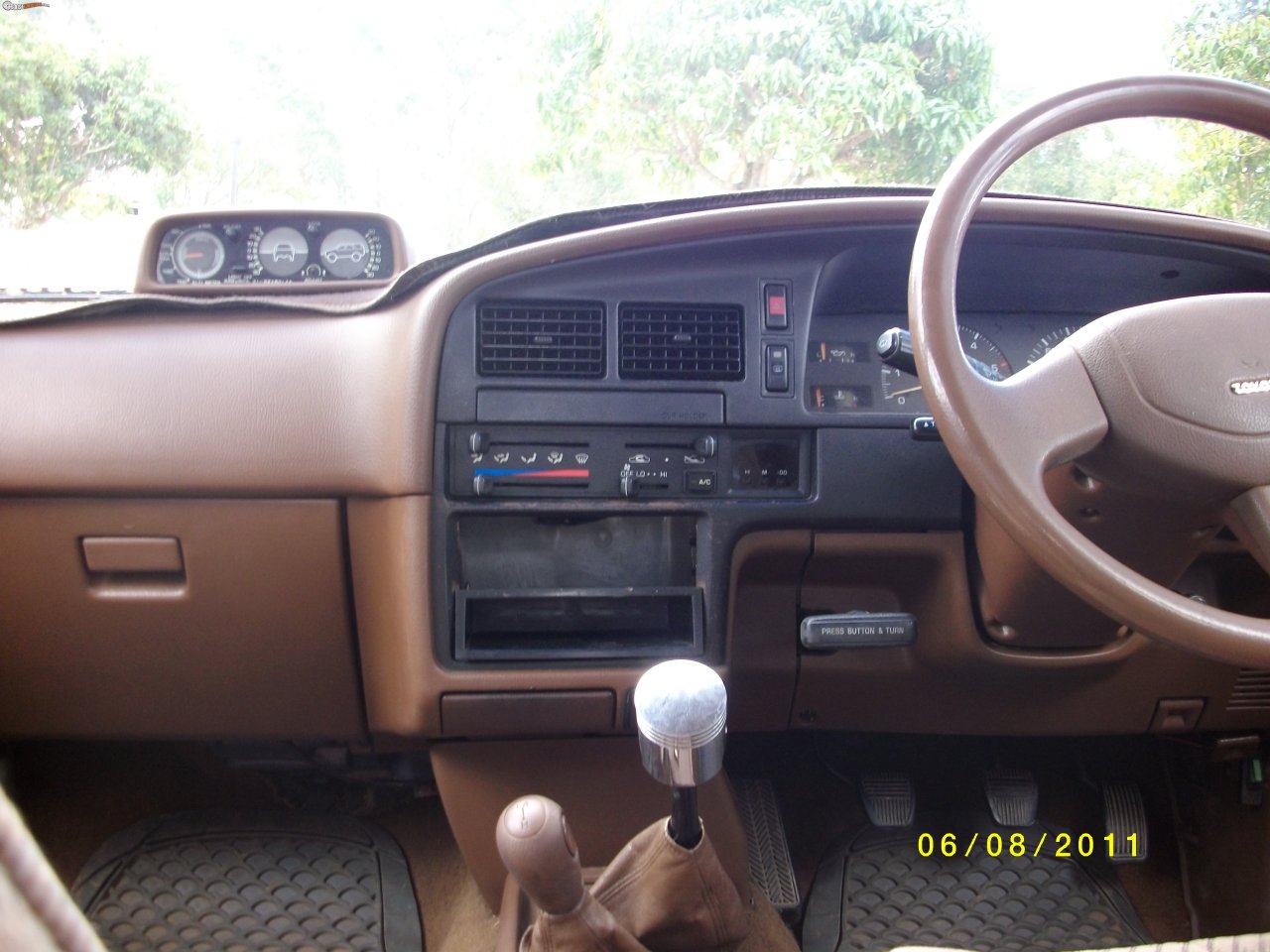 1990 Toyota Hilux Surf 