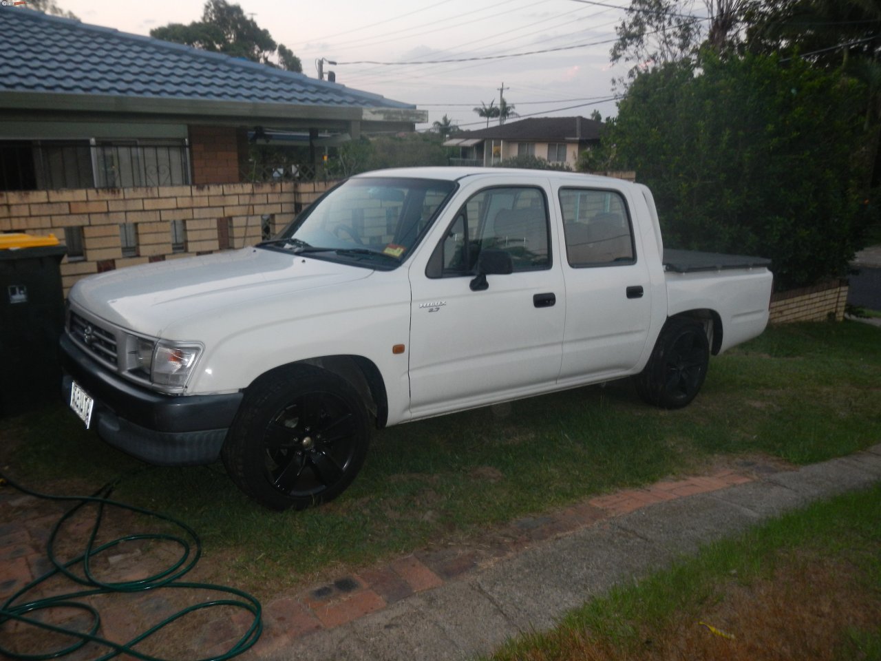 2001 Toyota Hilux 