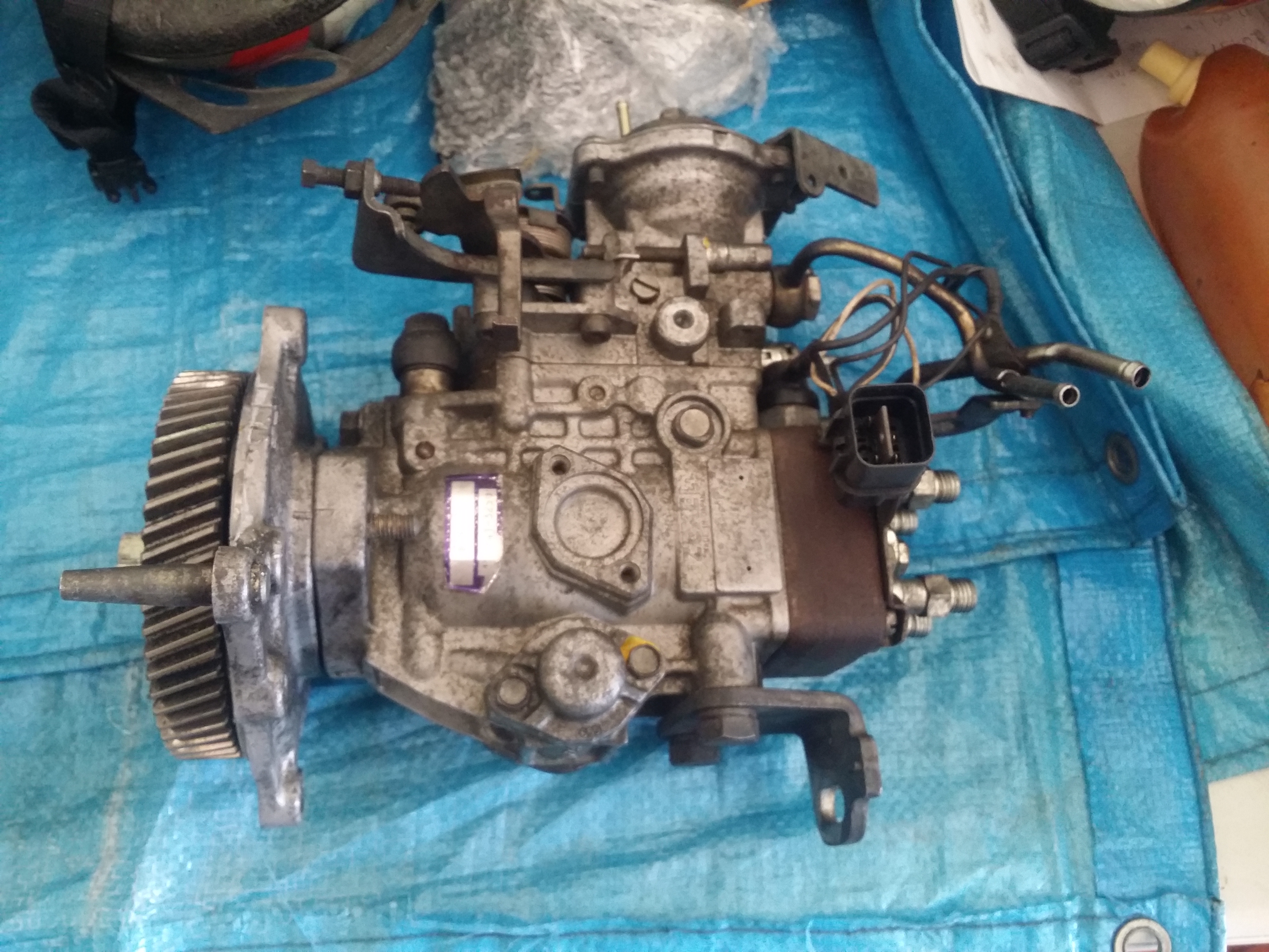 4M40 2.8L Turbo Fuel Pump Pajero