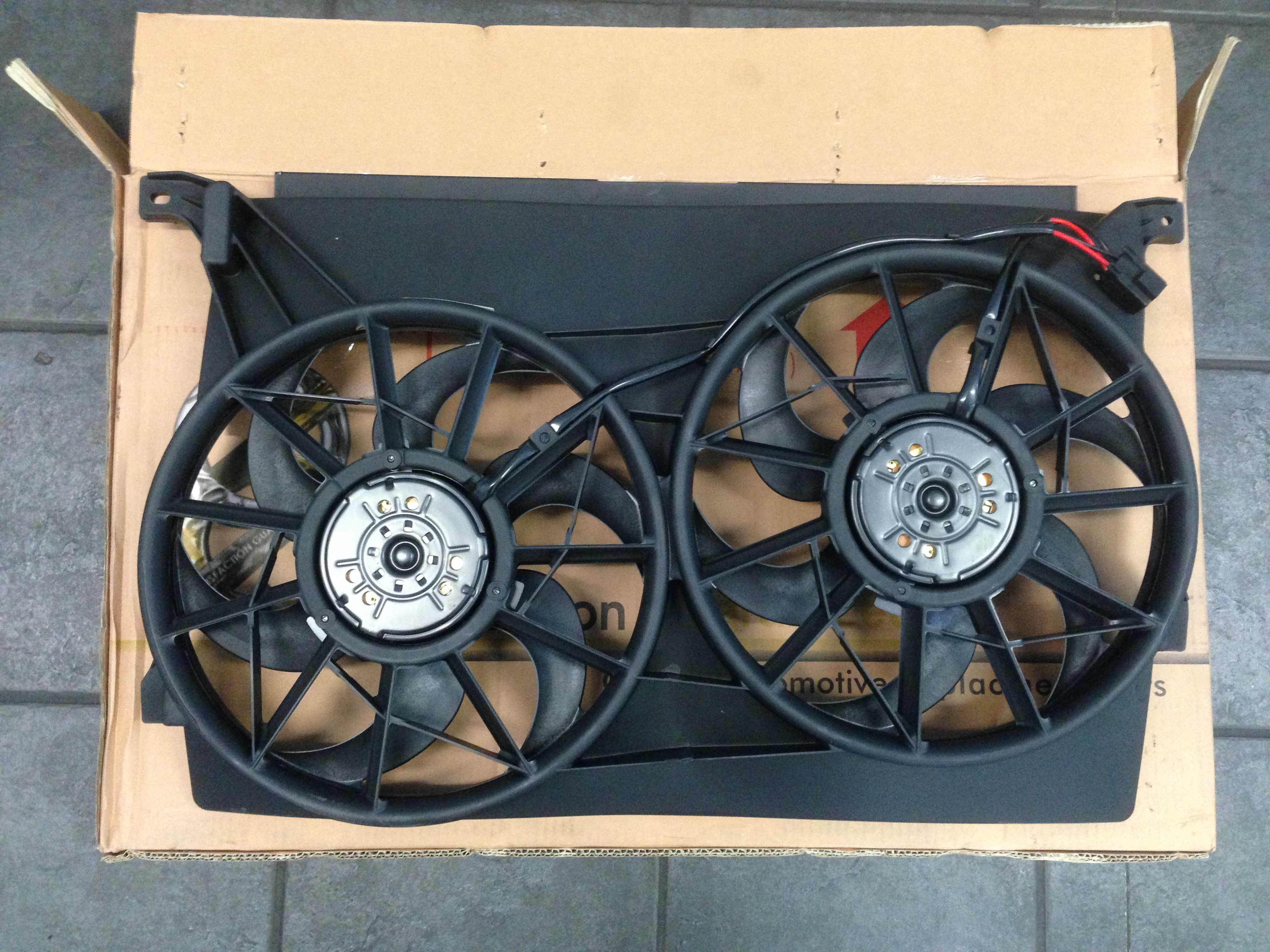 AU Ford Falcon Thermo FAN Assembly New