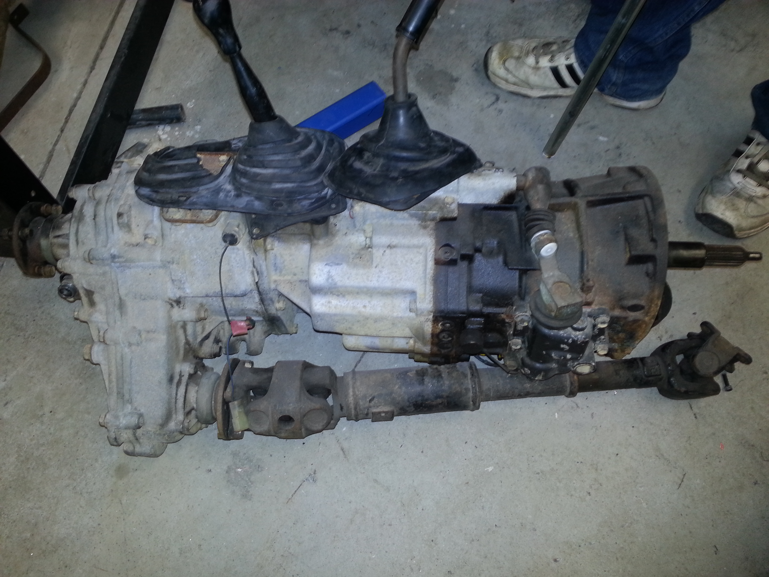 Hilux G52 Gearbox and Transfer CASE
