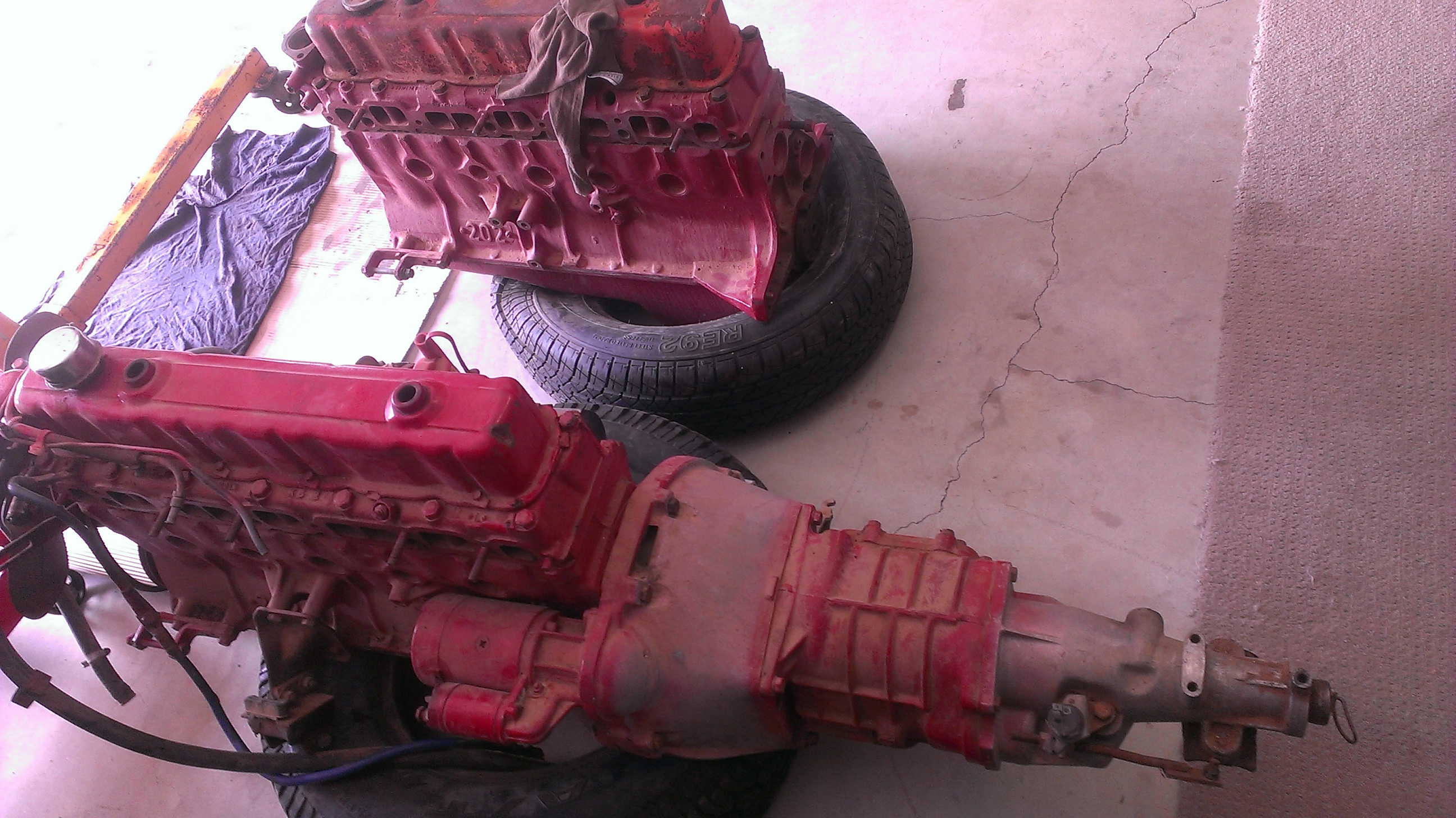 Holden Red 202 Motor & 4 SPD Box