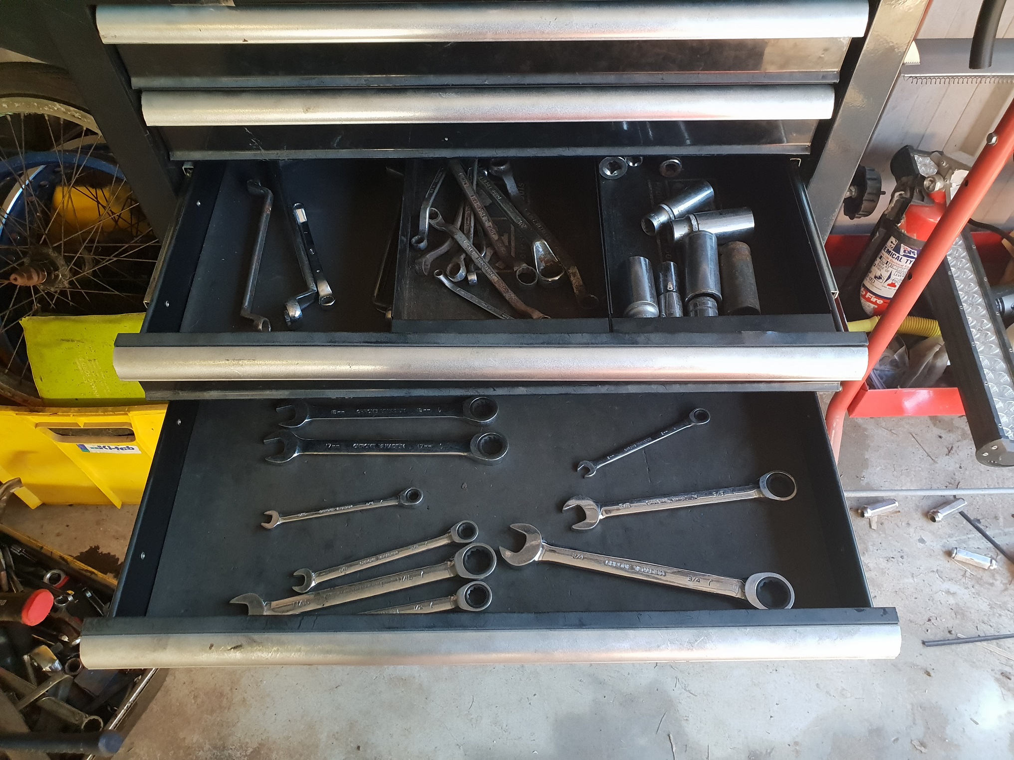 SPC, 273 Piece Tool Kit Plus a LOT of Extra Tools & Spanners. VGC