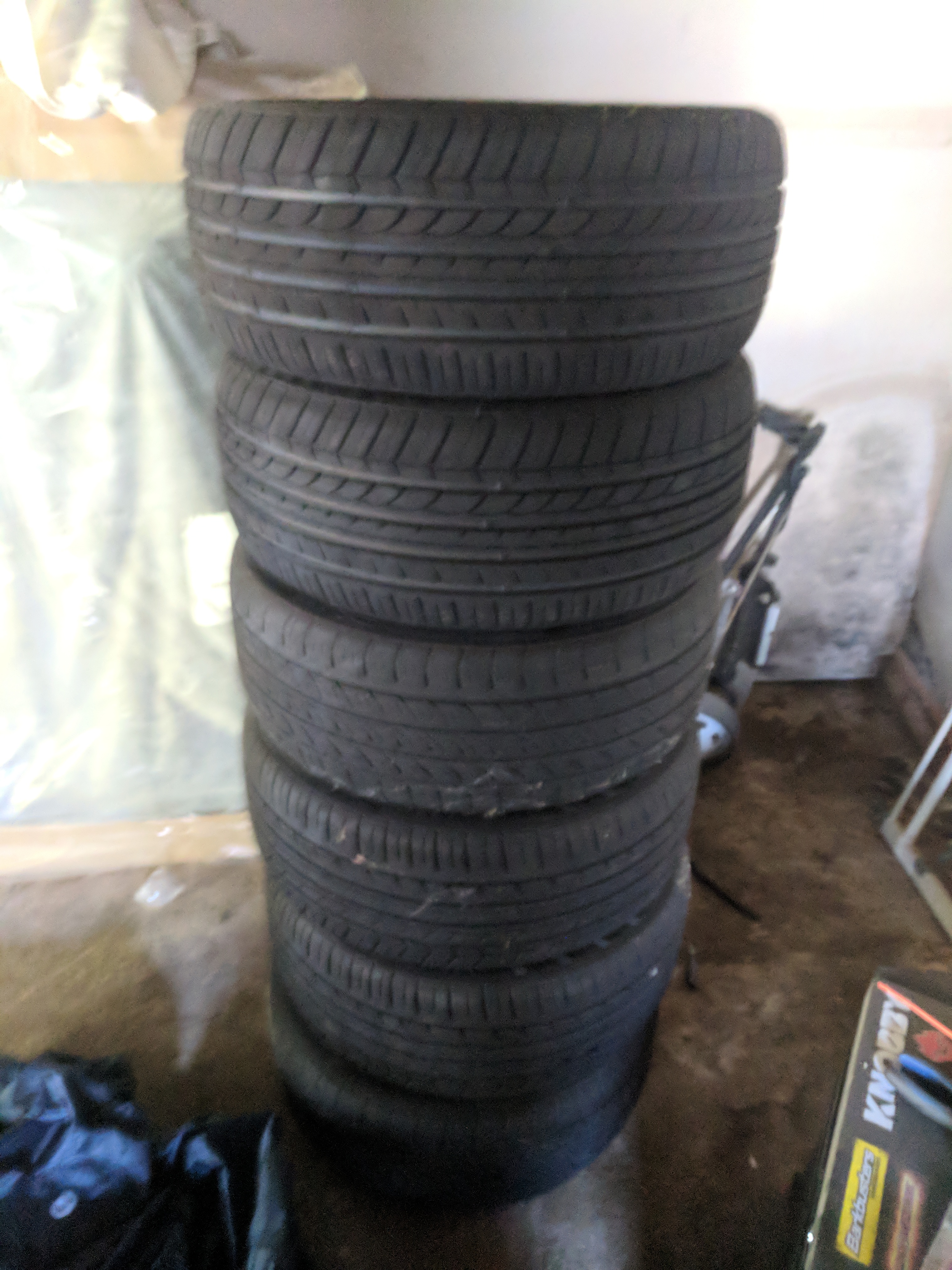 VY SV8 Rims and Tyres