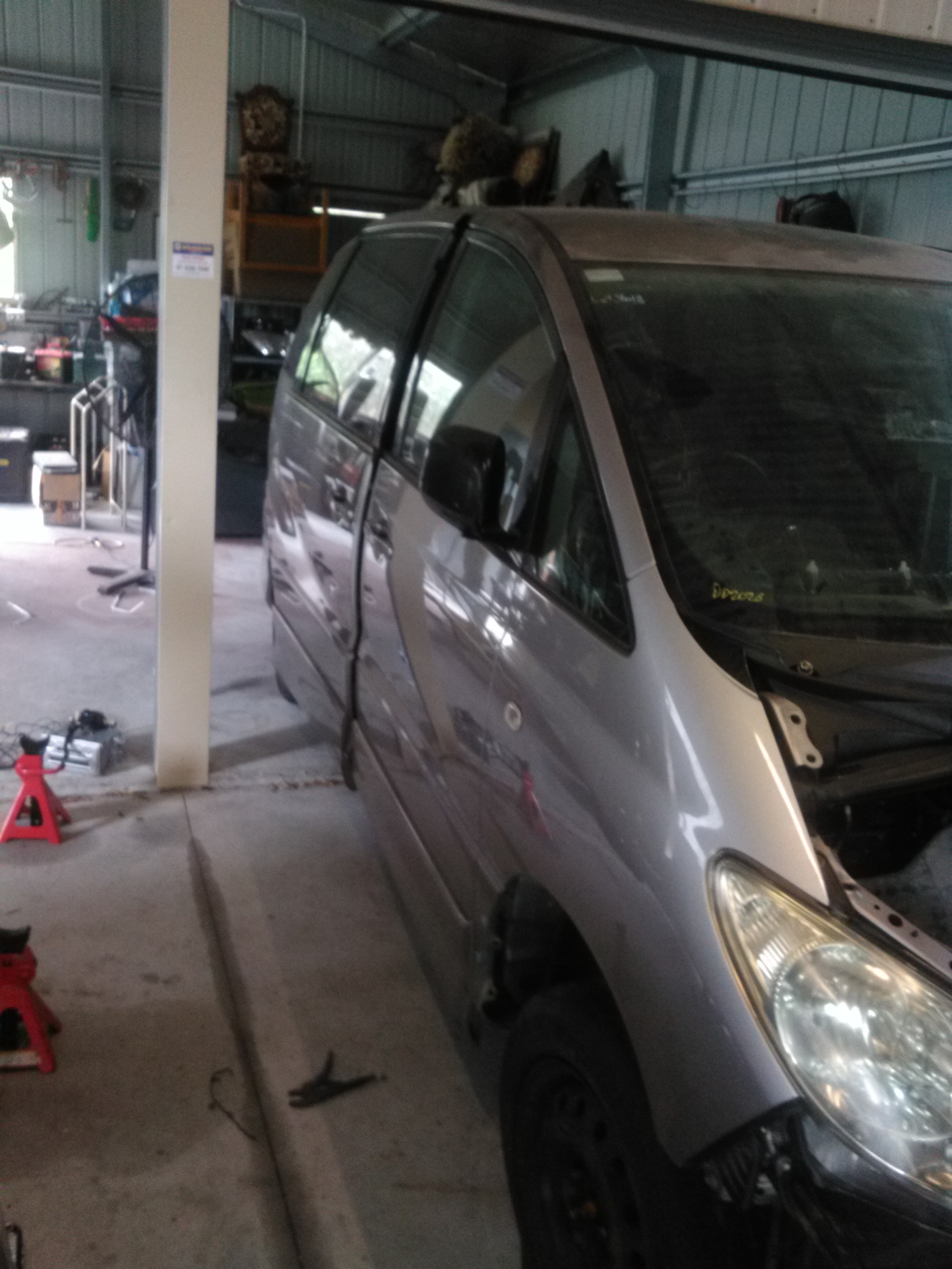 Wrecking 2003 Toyota Estima