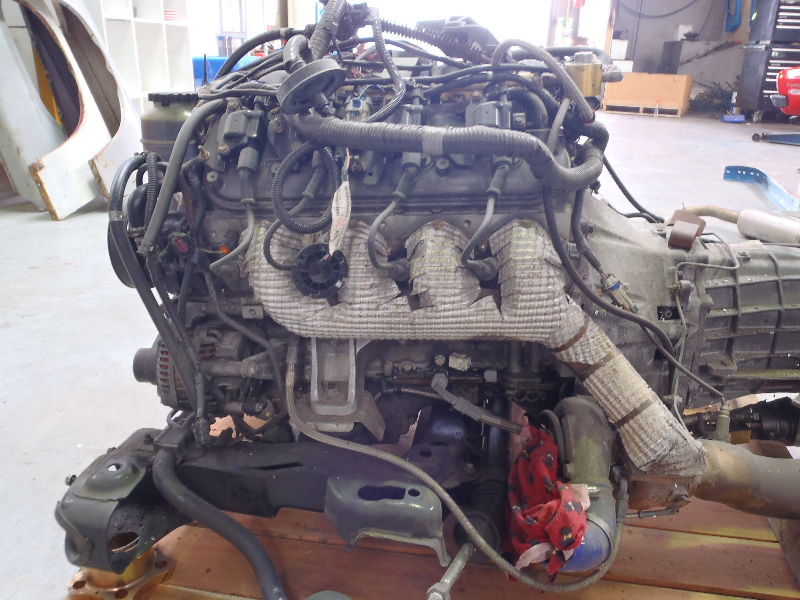 HSV LS2 6L Complete Setup - APS Stealth Intercooled Twin Turbo, 6 SPEE