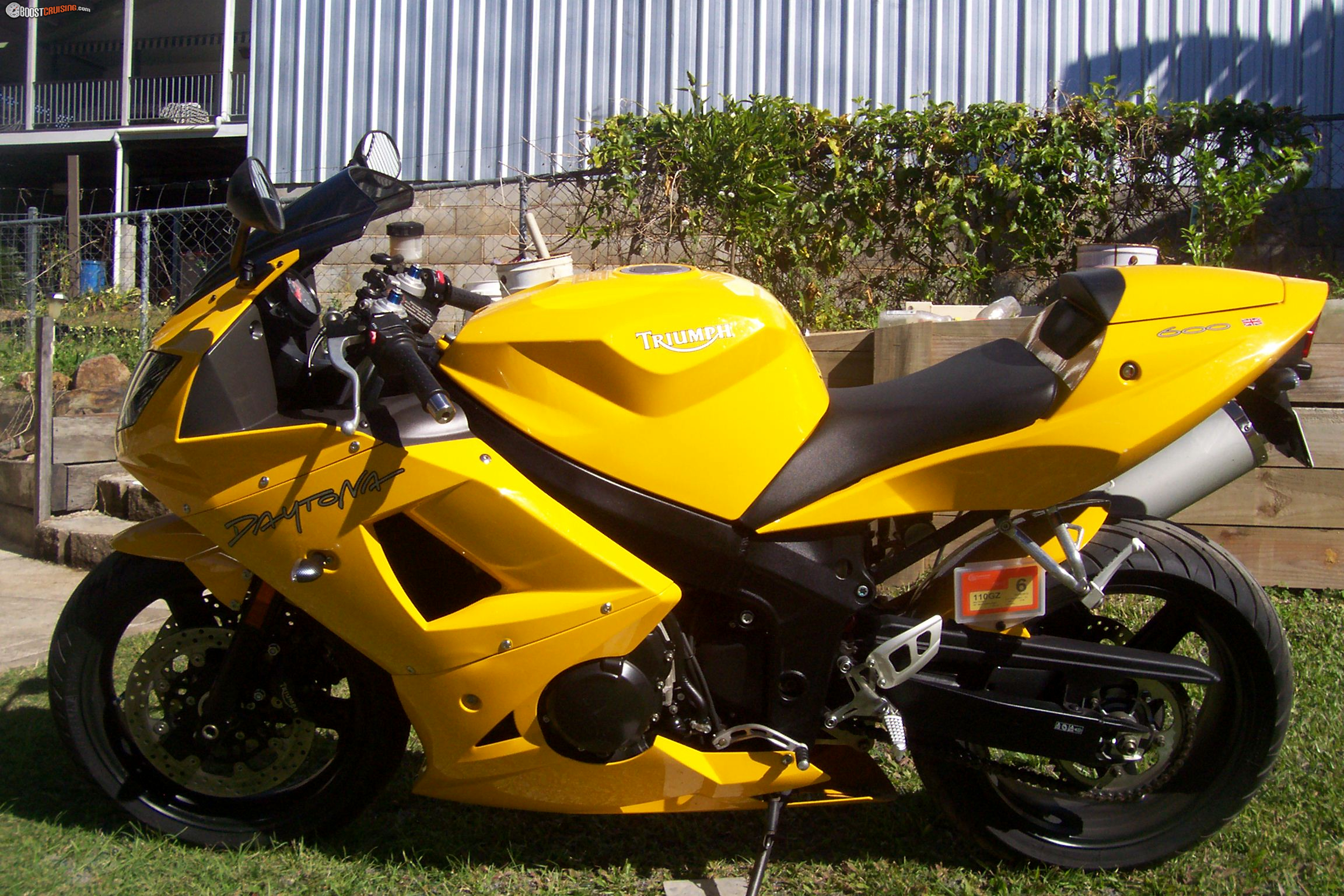 triumph tiger 900 t400