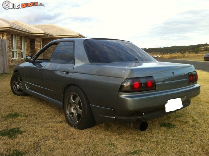 Nissan Skyline R32 Gtst 4 Door Car View Specs