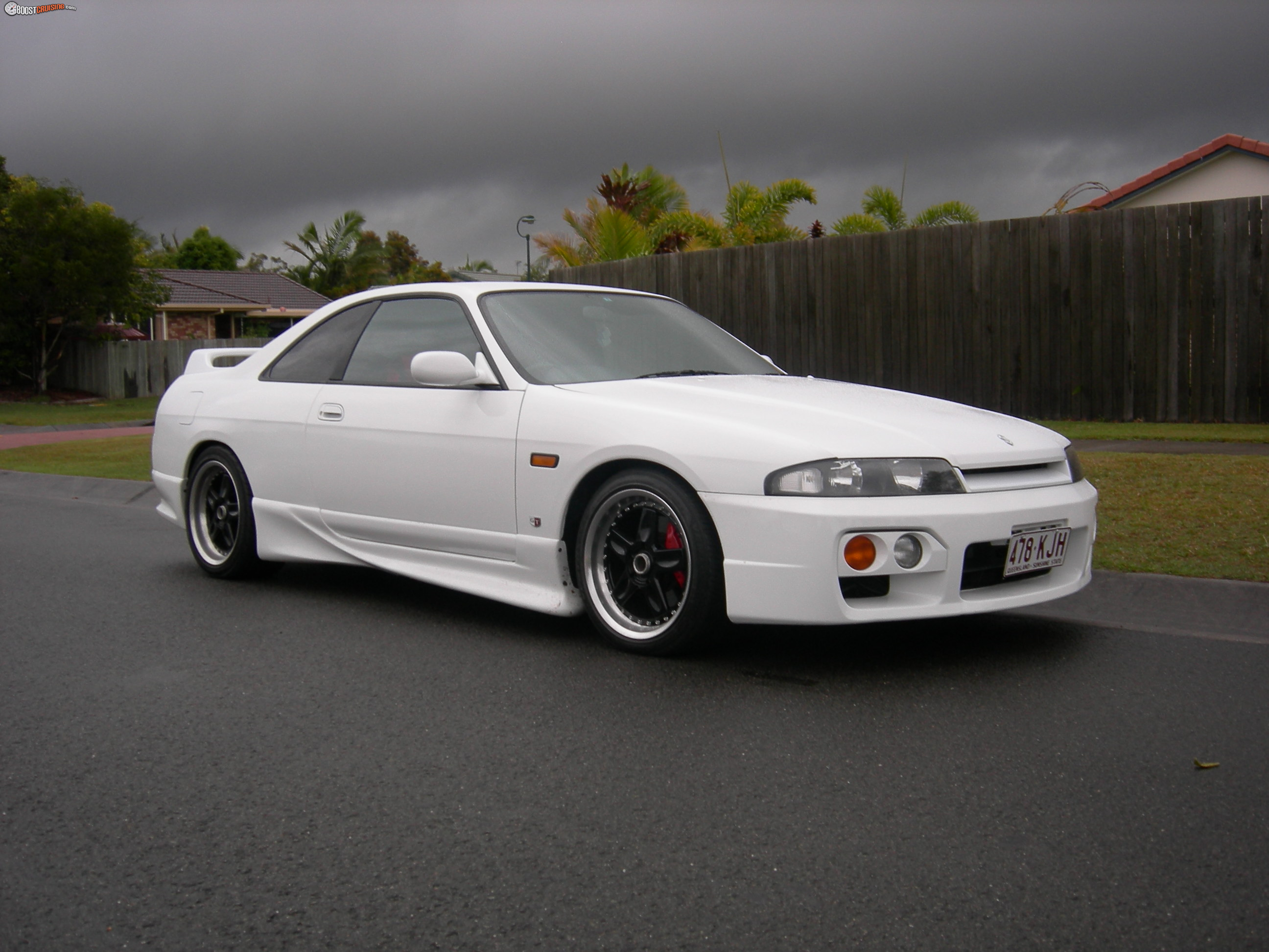 Капот skyline r33