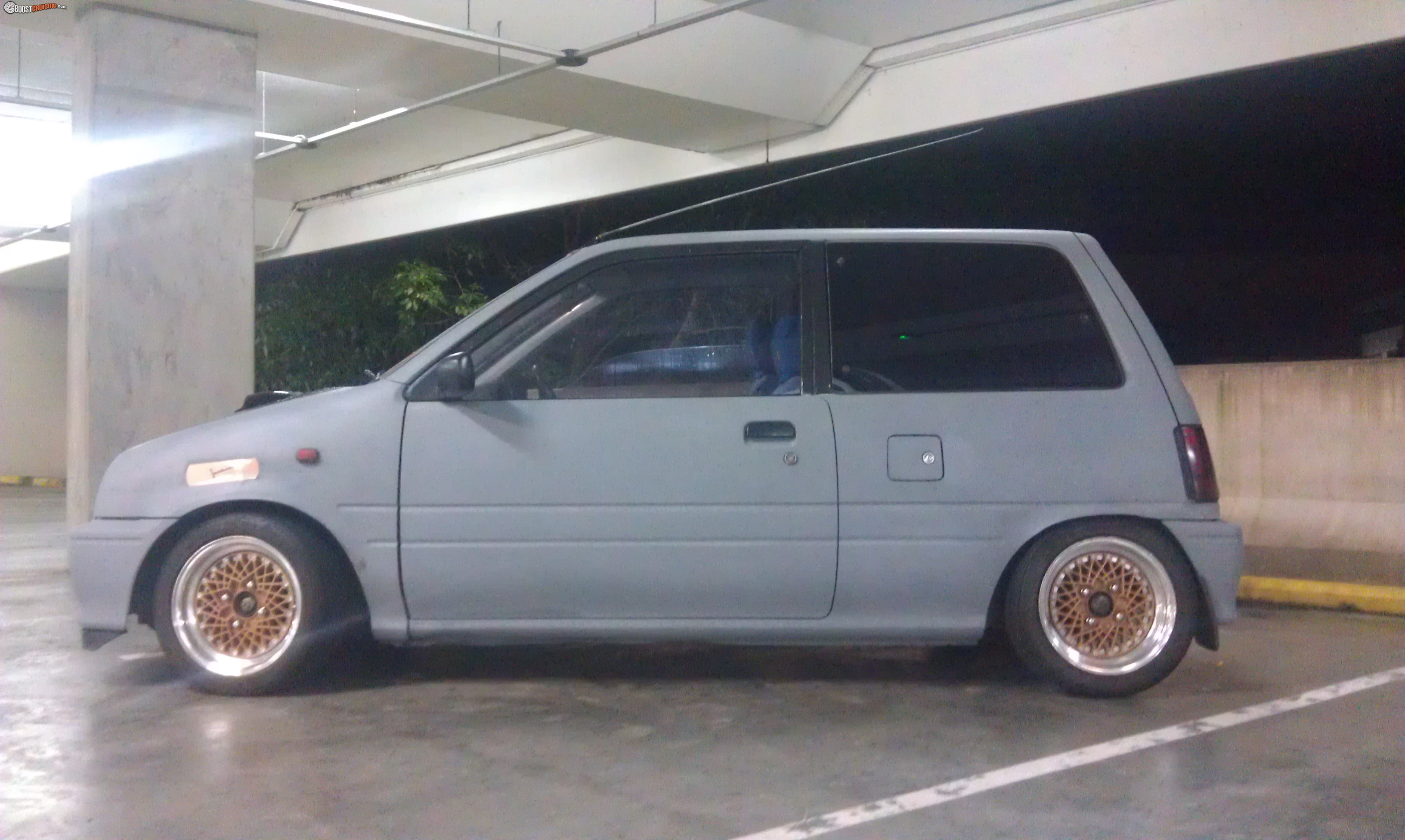 Daihatsu Mira стенс