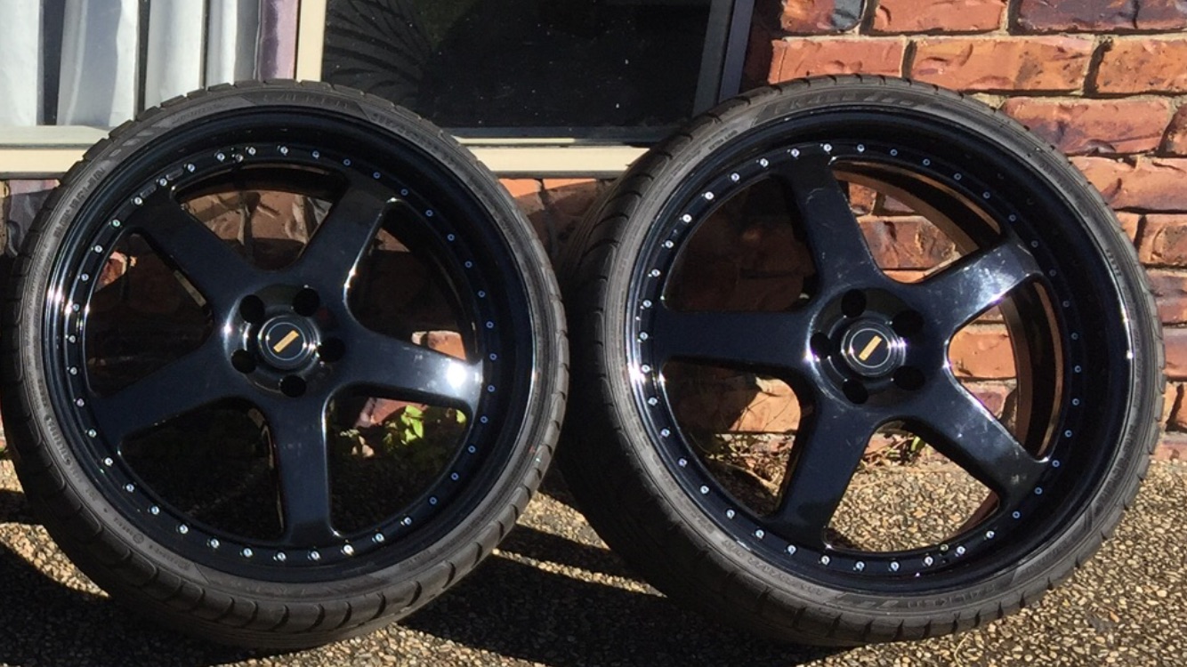 2X Genuine Simmons FR22 22INCH 3 Piece Black Wheels and Tyres!