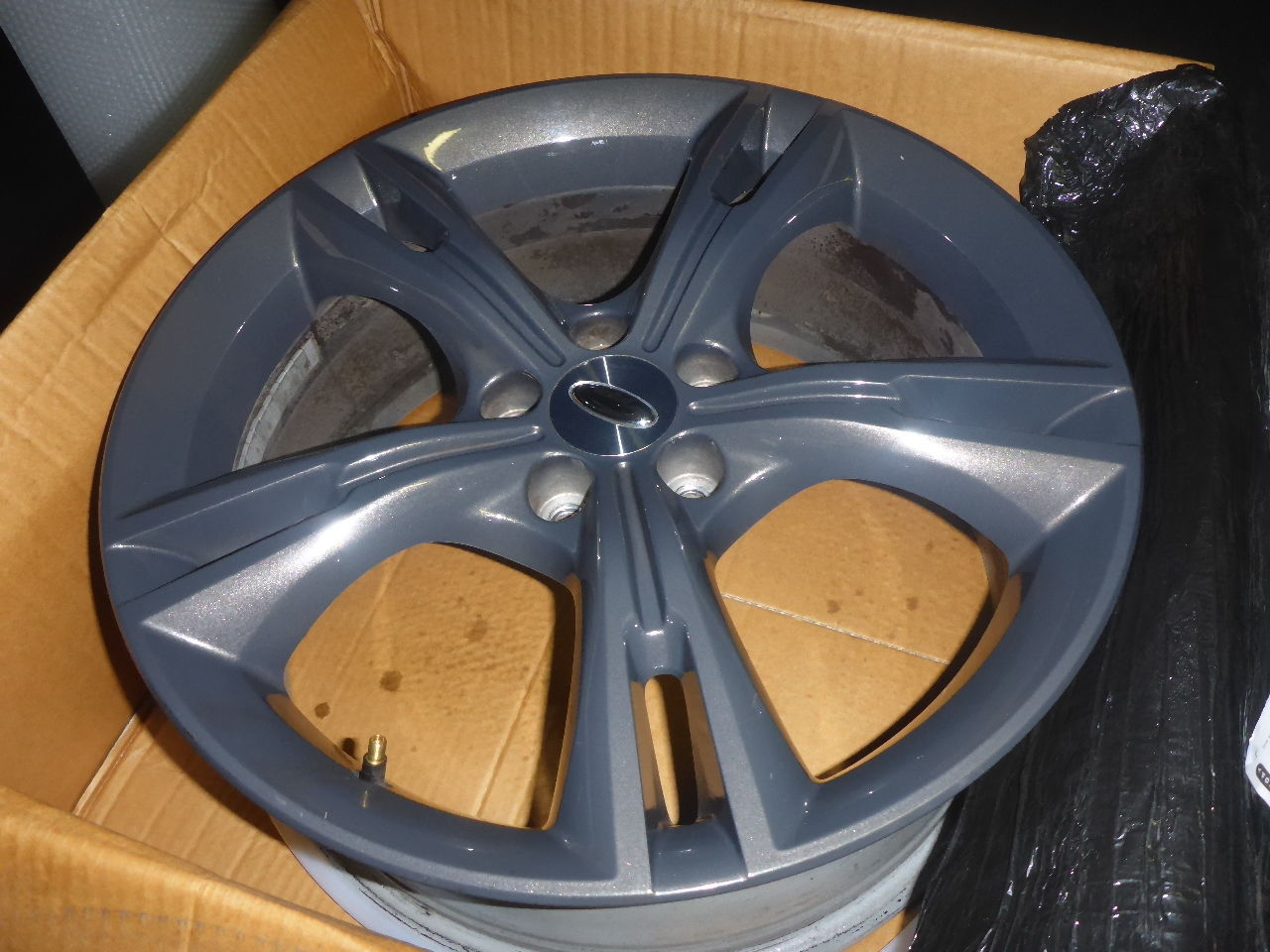 Ford FPV FG MKII F6 Genuine 19\