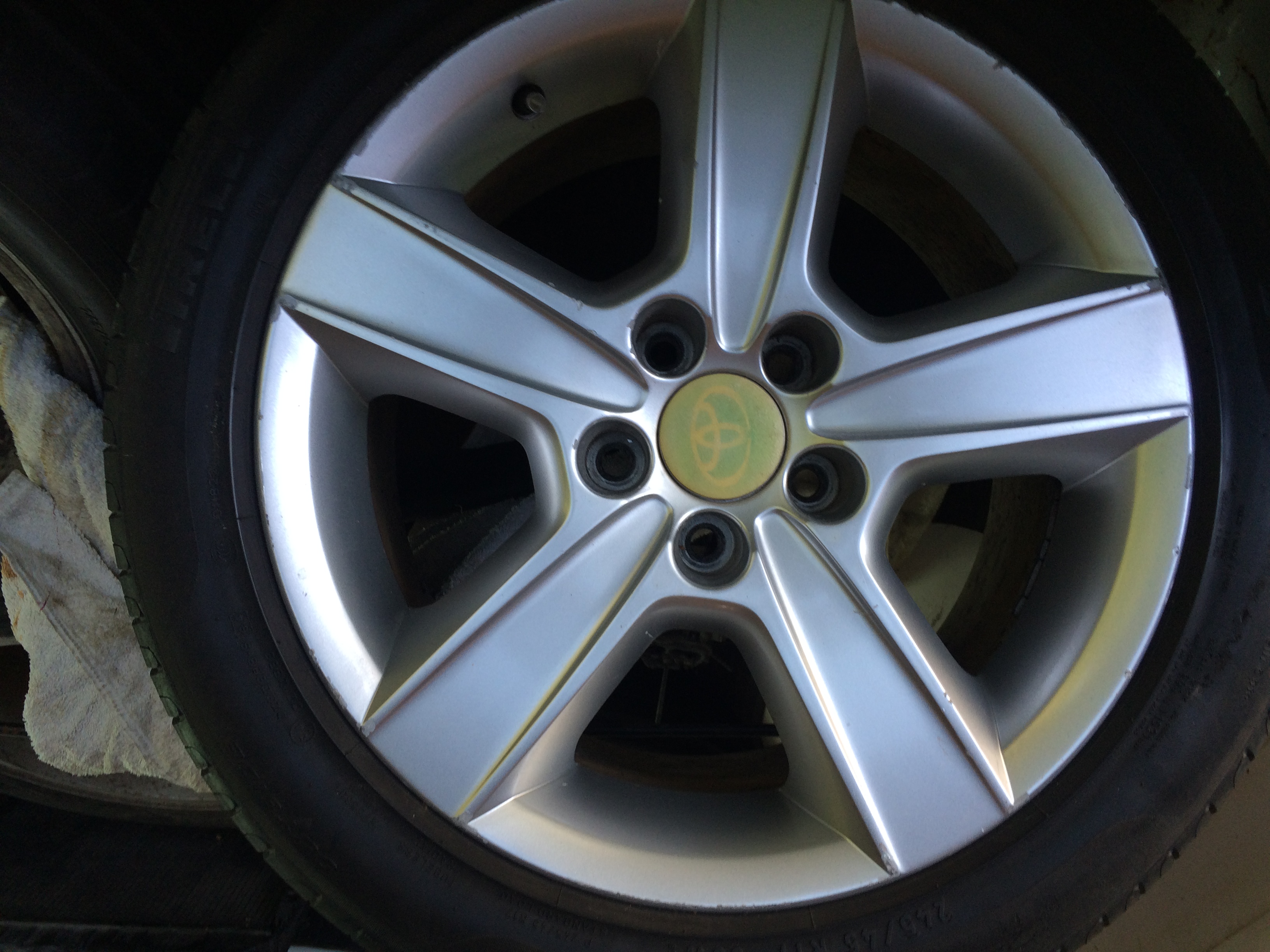 Ford / Toyota Alloy Rims