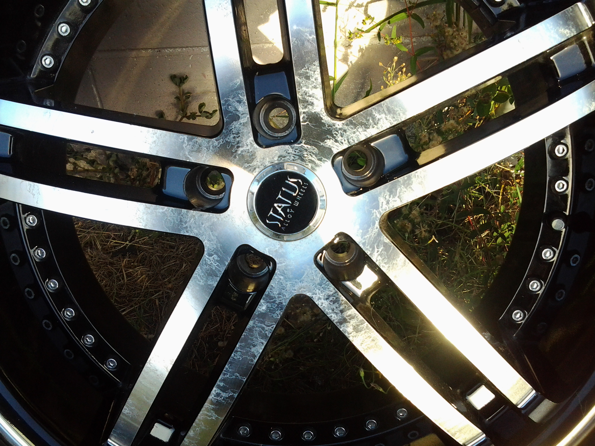Status Knight 5 Wheels 20INCH 5x120 Commodore Rims