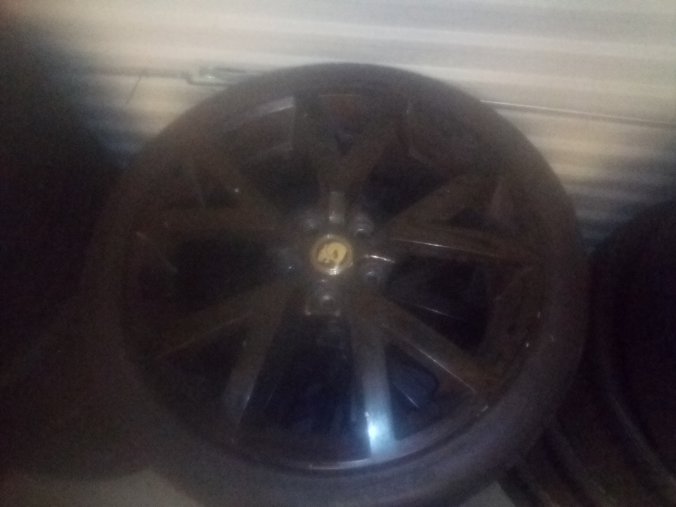 VE HSV Clubsport 20 INCH With Good Rubber