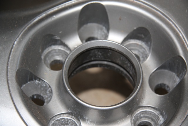 Carelly 17x7.5 +35 4x100/4x114.3